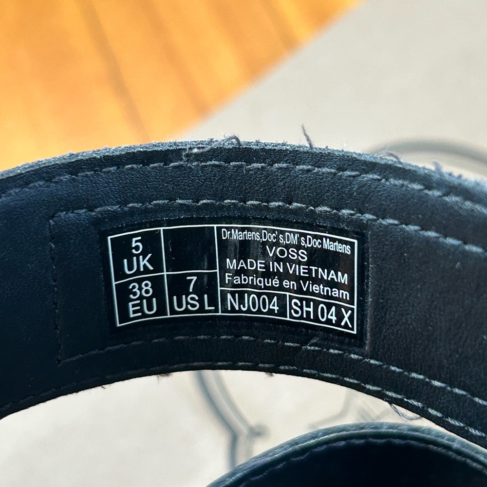 Dr. Marten Voss II Platform Sandals - Picture 4 of 4